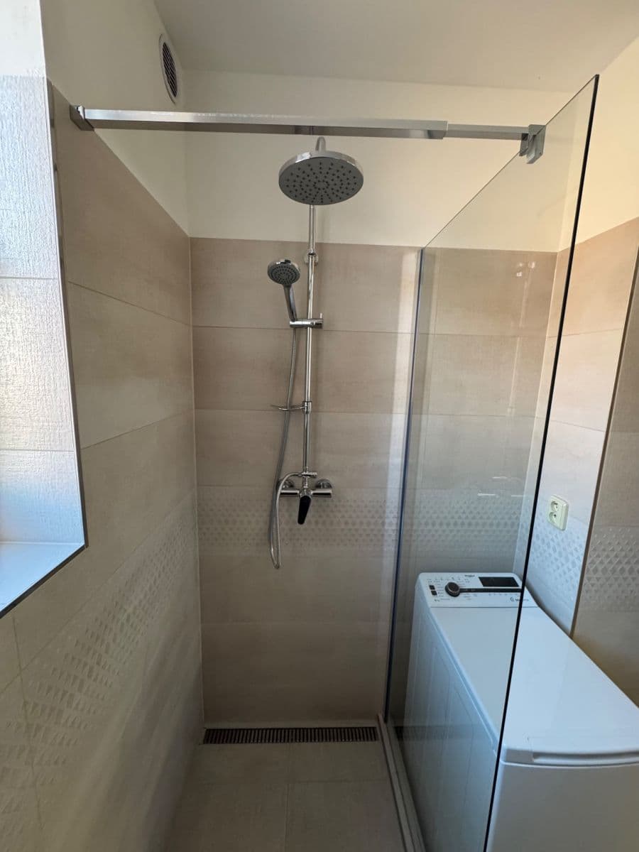 Prenájom bytu 2-izbový 70 m², Nepomucká, Plzeň, Plzeňský kraj Prenájom bytu 2-izbový 70 m², Nepomucká, Plzeň, Plzeňský kraj