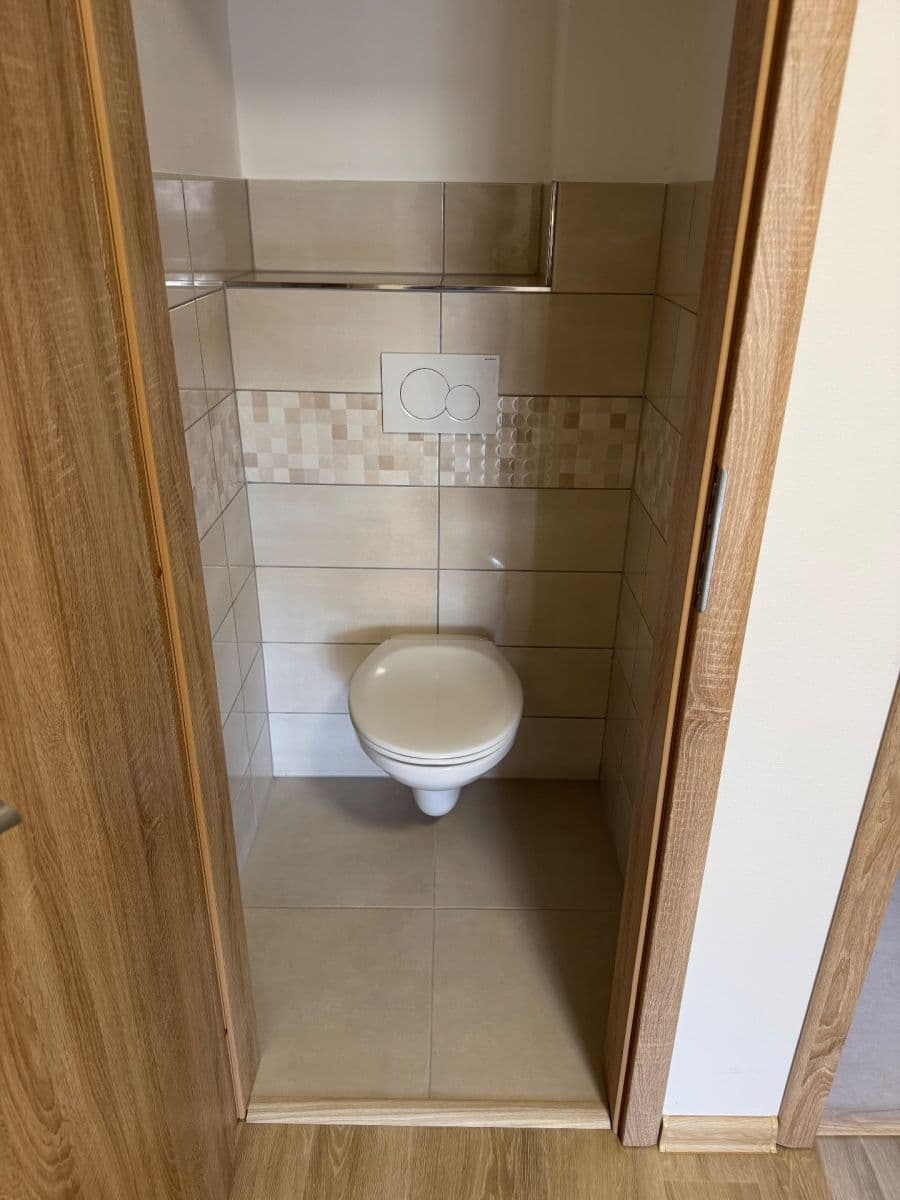 Prenájom bytu 2-izbový 70 m², Nepomucká, Plzeň, Plzeňský kraj Prenájom bytu 2-izbový 70 m², Nepomucká, Plzeň, Plzeňský kraj