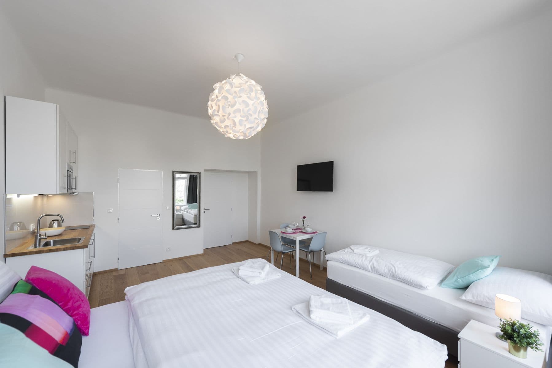 Prenájom bytu 35 m², Těšnov, Praha, Praha Prenájom bytu 35 m², Těšnov, Praha, Praha