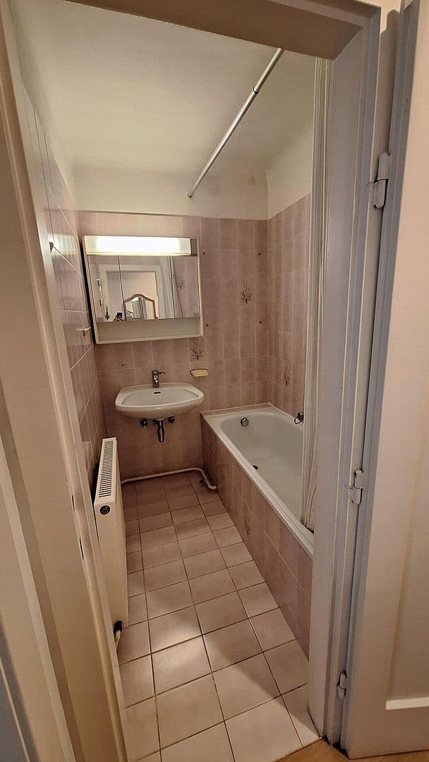 Predaj bytu 3-izbový 70 m², Wien, Viedeň Predaj bytu 3-izbový 70 m², Wien, Viedeň