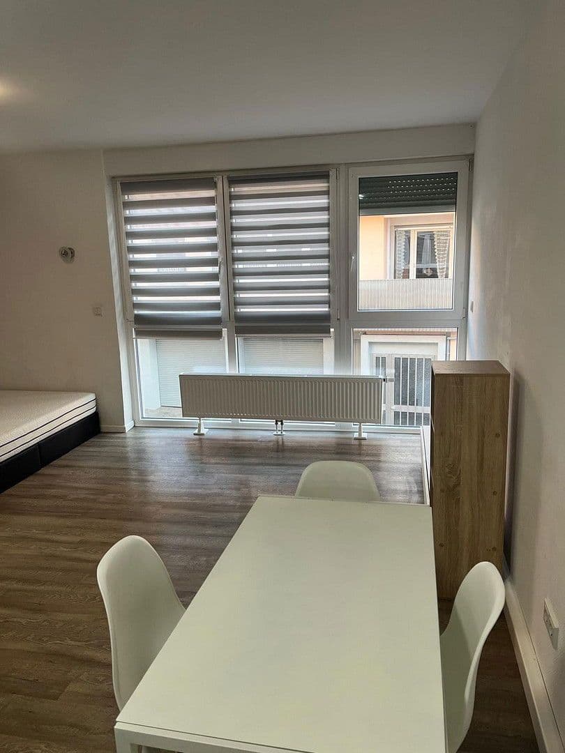 Prenájom domu 55 m², pozemek 55 m², Schlossgasse 3, Worms, Porýnie-Falcko Prenájom domu 55 m², pozemek 55 m², Schlossgasse 3, Worms, Porýnie-Falcko