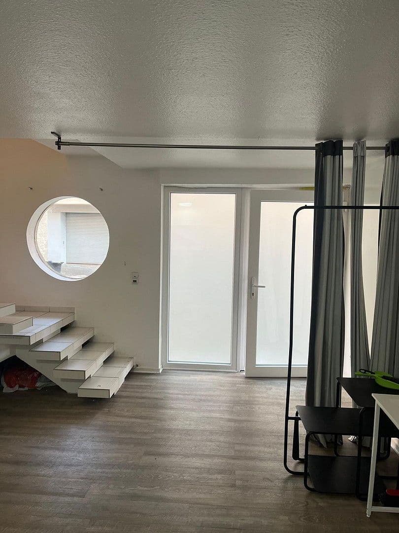 Prenájom domu 55 m², pozemek 55 m², Schlossgasse 3, Worms, Porýnie-Falcko Prenájom domu 55 m², pozemek 55 m², Schlossgasse 3, Worms, Porýnie-Falcko