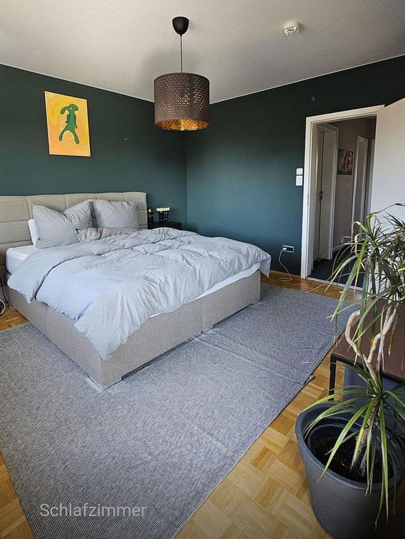 Prenájom bytu 4-izbový 93 m², Planegg, Bavorsko Prenájom bytu 4-izbový 93 m², Planegg, Bavorsko