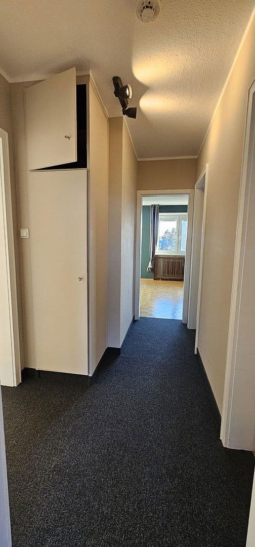 Prenájom bytu 4-izbový 93 m², Planegg, Bavorsko Prenájom bytu 4-izbový 93 m², Planegg, Bavorsko