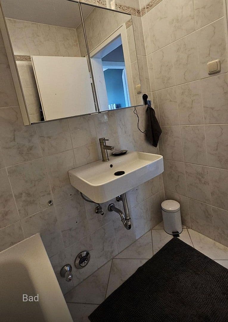 Prenájom bytu 4-izbový 93 m², Planegg, Bavorsko Prenájom bytu 4-izbový 93 m², Planegg, Bavorsko