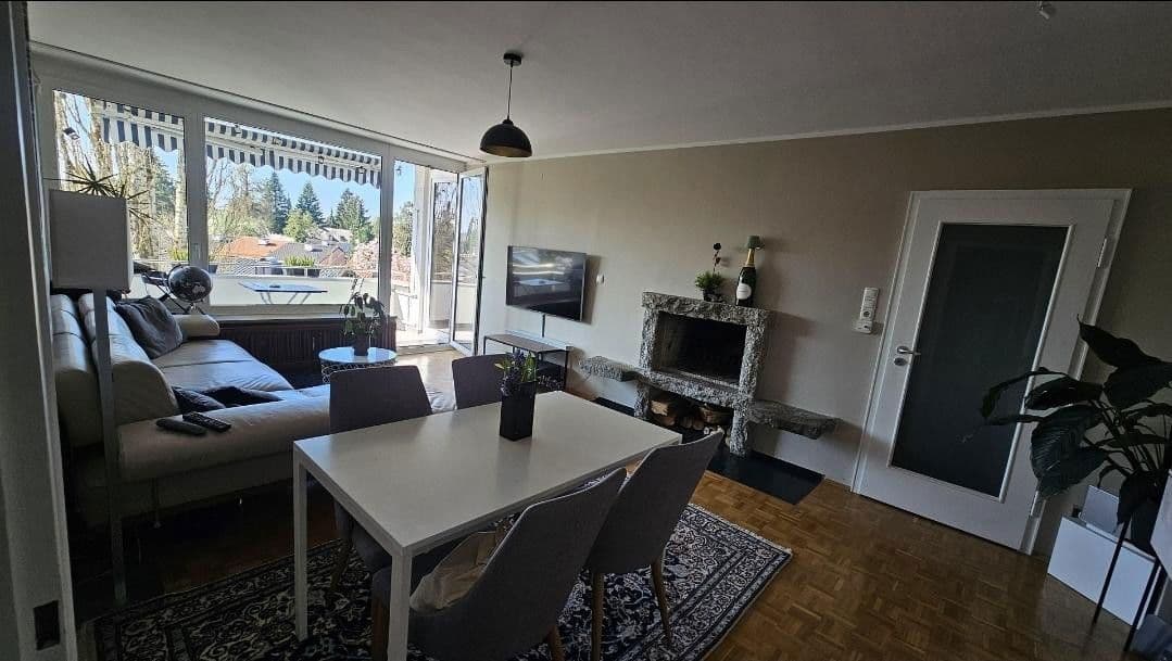 Prenájom bytu 4-izbový 93 m², Planegg, Bavorsko Prenájom bytu 4-izbový 93 m², Planegg, Bavorsko