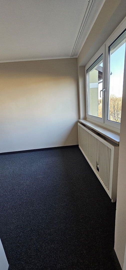 Prenájom bytu 4-izbový 93 m², Planegg, Bavorsko Prenájom bytu 4-izbový 93 m², Planegg, Bavorsko