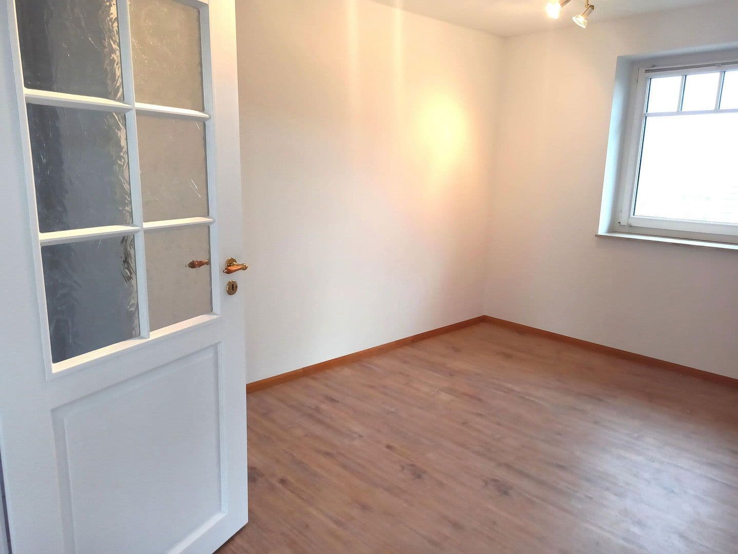 Prenájom domu 139 m², pozemek 548 m², Anny-Trapp-Strasse 30, Eutin, Šlezvicko-Holštajnsko Prenájom domu 139 m², pozemek 548 m², Anny-Trapp-Strasse 30, Eutin, Šlezvicko-Holštajnsko