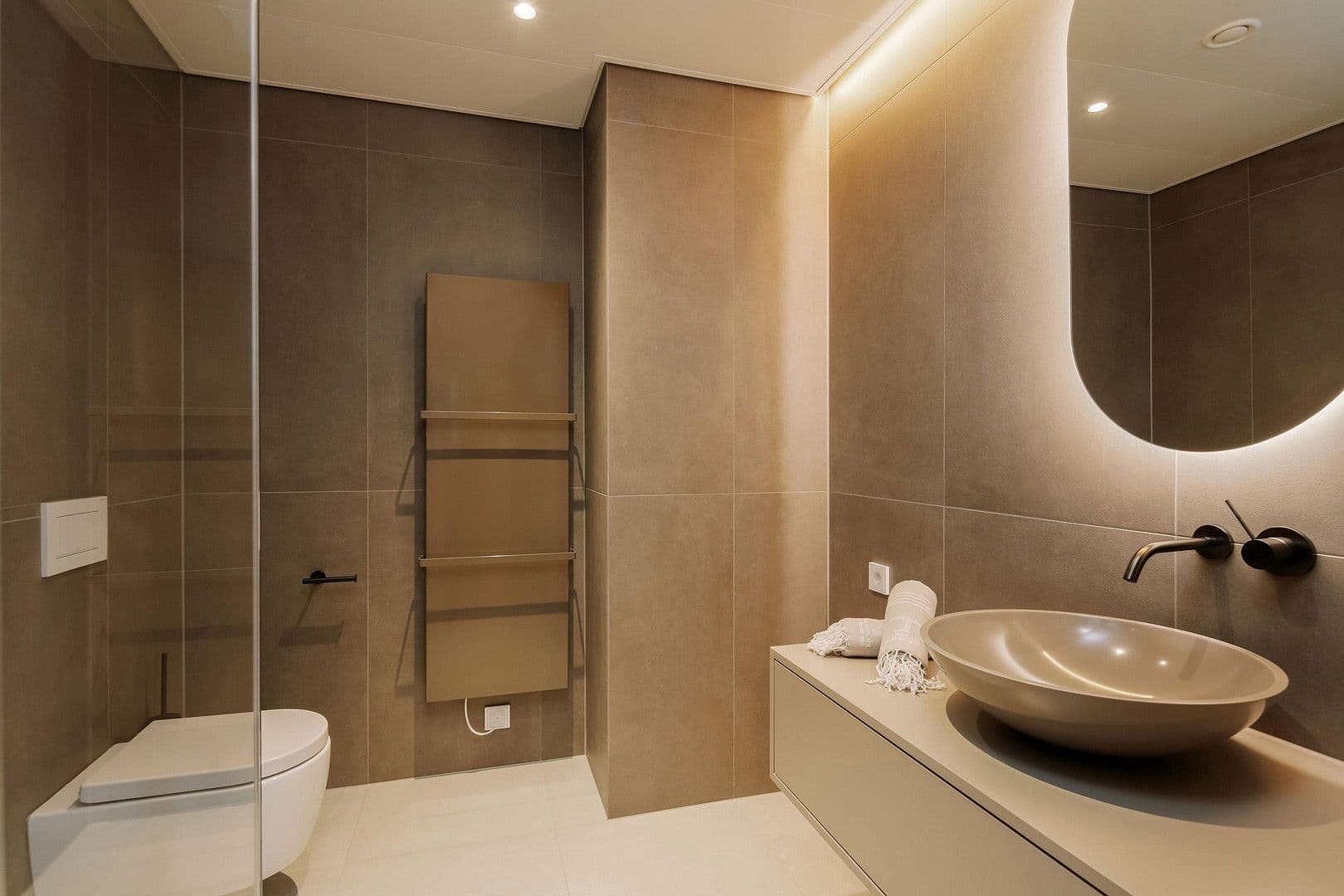 Prenájom bytu 2-izbový 39 m², Wagramer Straße 2, wien, Viedeň Prenájom bytu 2-izbový 39 m², Wagramer Straße 2, wien, Viedeň