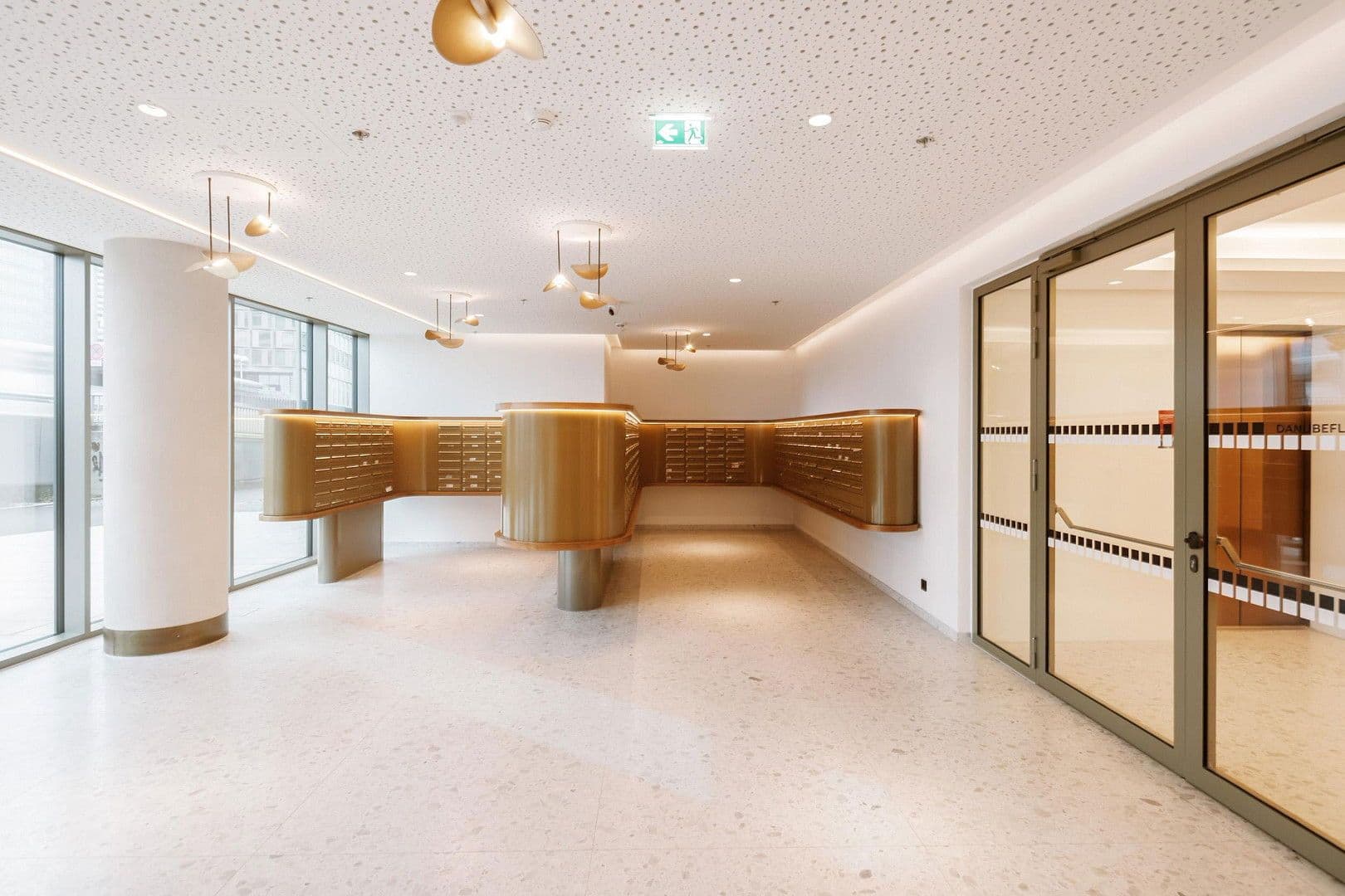 Prenájom bytu 2-izbový 39 m², Wagramer Straße 2, wien, Viedeň Prenájom bytu 2-izbový 39 m², Wagramer Straße 2, wien, Viedeň