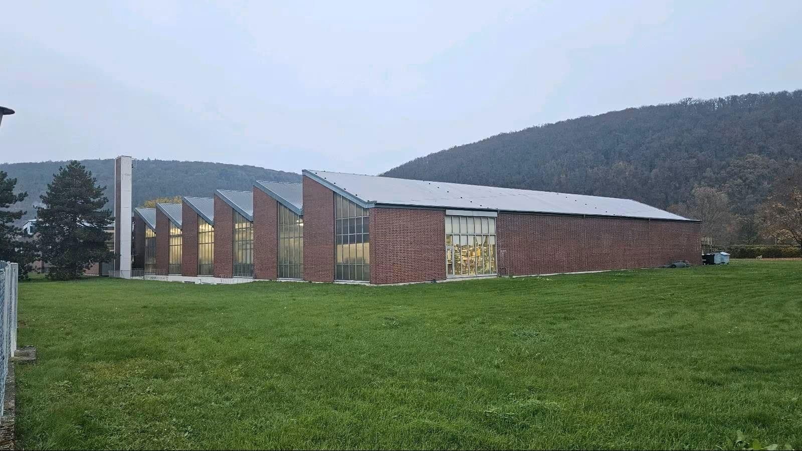 Prenájom nebytového priestoru 12.200 m², Carl-Jacob-Kolb-Weg 2, Wertheim, Bádensko-Wurttembersko Prenájom nebytového priestoru 12.200 m², Carl-Jacob-Kolb-Weg 2, Wertheim, Bádensko-Wurttembersko