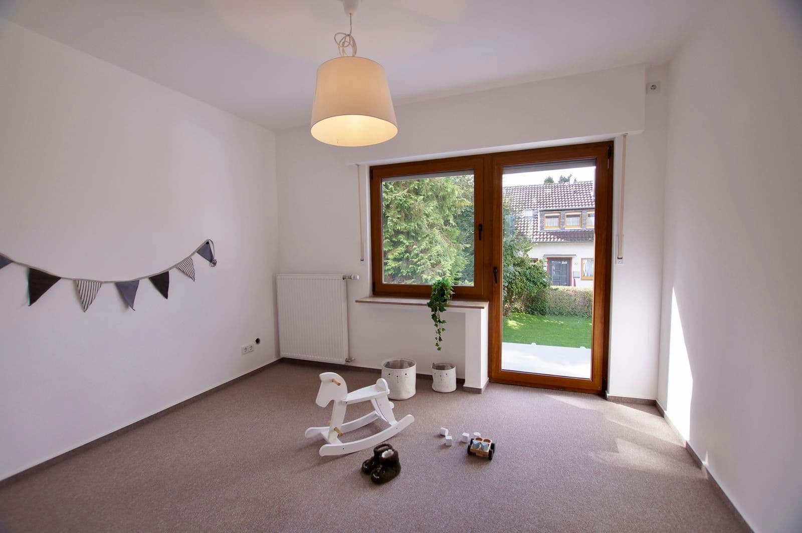 Predaj domu 140 m², pozemek 400 m², Vellmar, Hesensko Predaj domu 140 m², pozemek 400 m², Vellmar, Hesensko