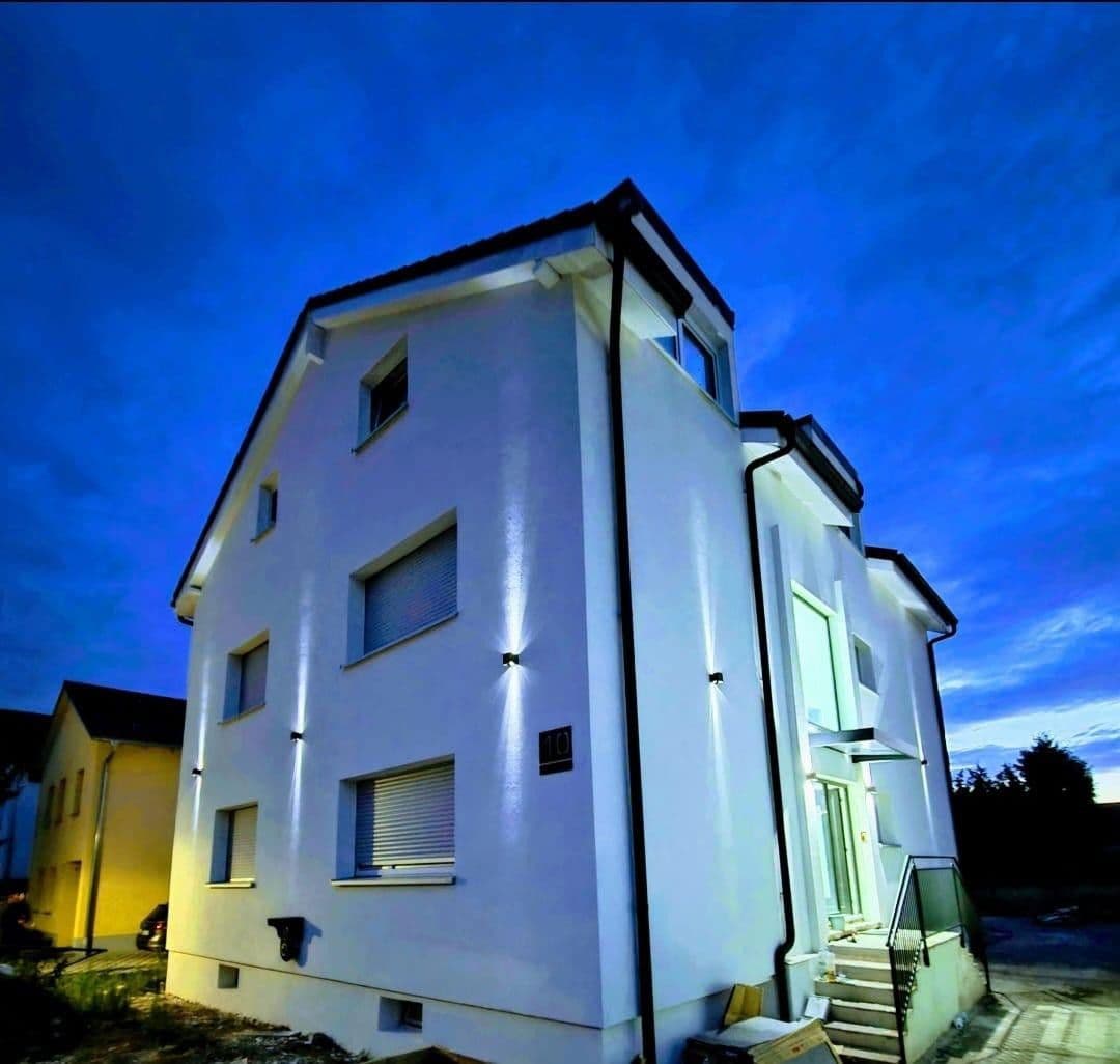 Predaj domu 161 m², pozemek 208 m², Spechaastraße 38, Stutensee, Bádensko-Wurttembersko Predaj domu 161 m², pozemek 208 m², Spechaastraße 38, Stutensee, Bádensko-Wurttembersko