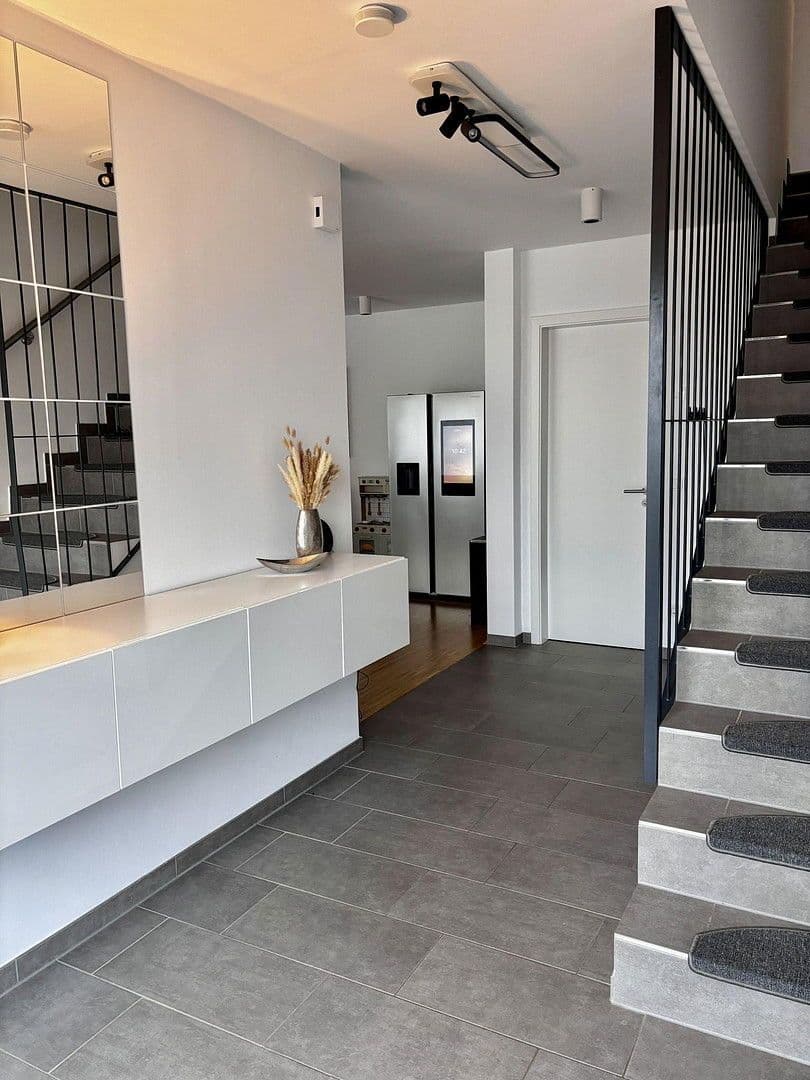 Prenájom domu 140 m², pozemek 720 m², Neunkirchen-Seelscheid, Severné Porýnie - Westfálsko Prenájom domu 140 m², pozemek 720 m², Neunkirchen-Seelscheid, Severné Porýnie - Westfálsko