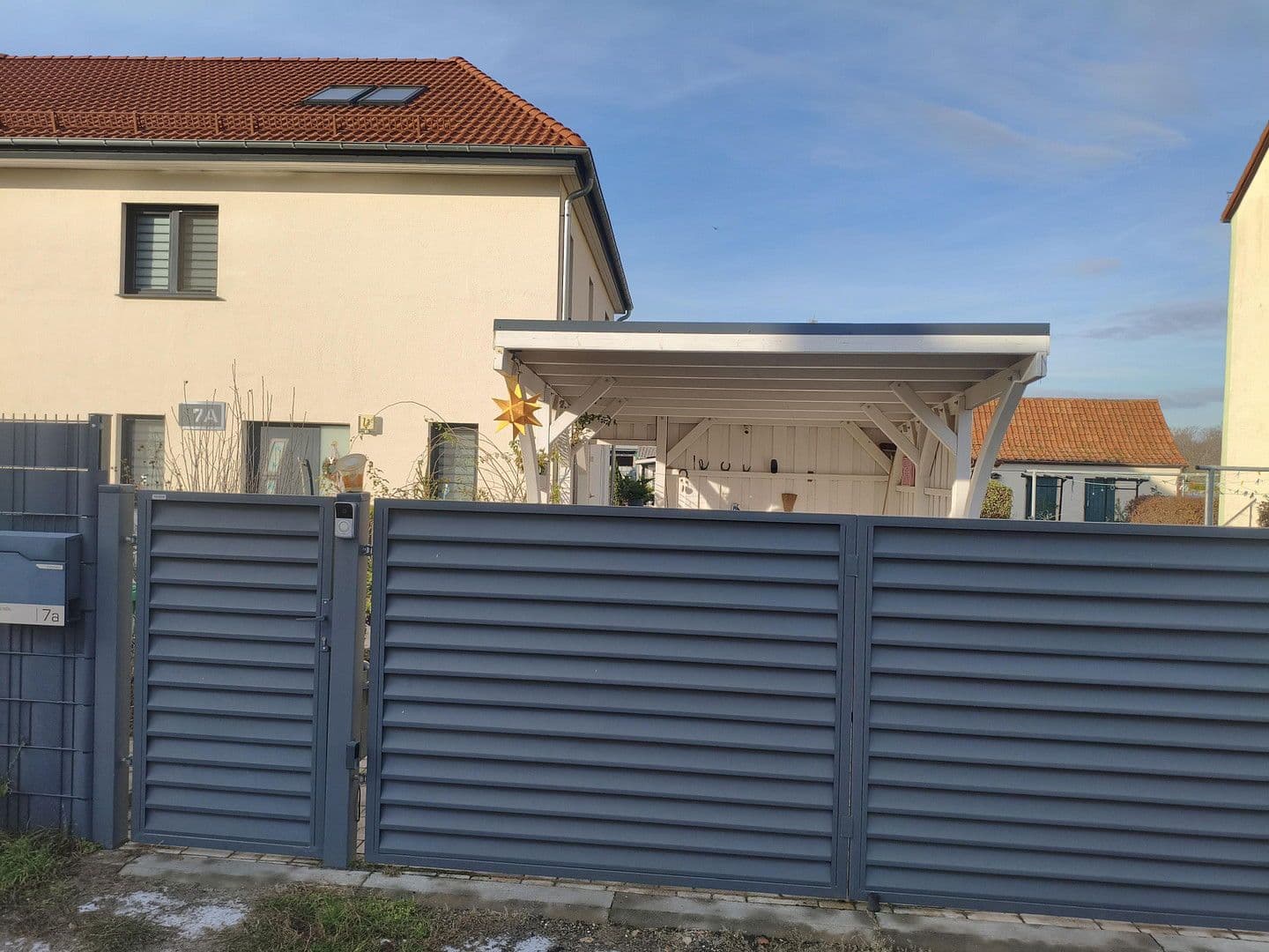 Prenájom domu 160 m², pozemek 500 m², Loickstr. 7A, Mittenwalde, Brandenbursko Prenájom domu 160 m², pozemek 500 m², Loickstr. 7A, Mittenwalde, Brandenbursko