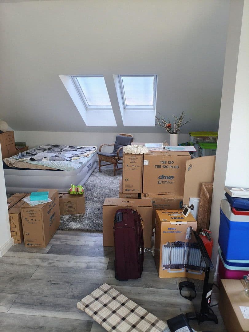 Prenájom domu 160 m², pozemek 500 m², Loickstr. 7A, Mittenwalde, Brandenbursko Prenájom domu 160 m², pozemek 500 m², Loickstr. 7A, Mittenwalde, Brandenbursko