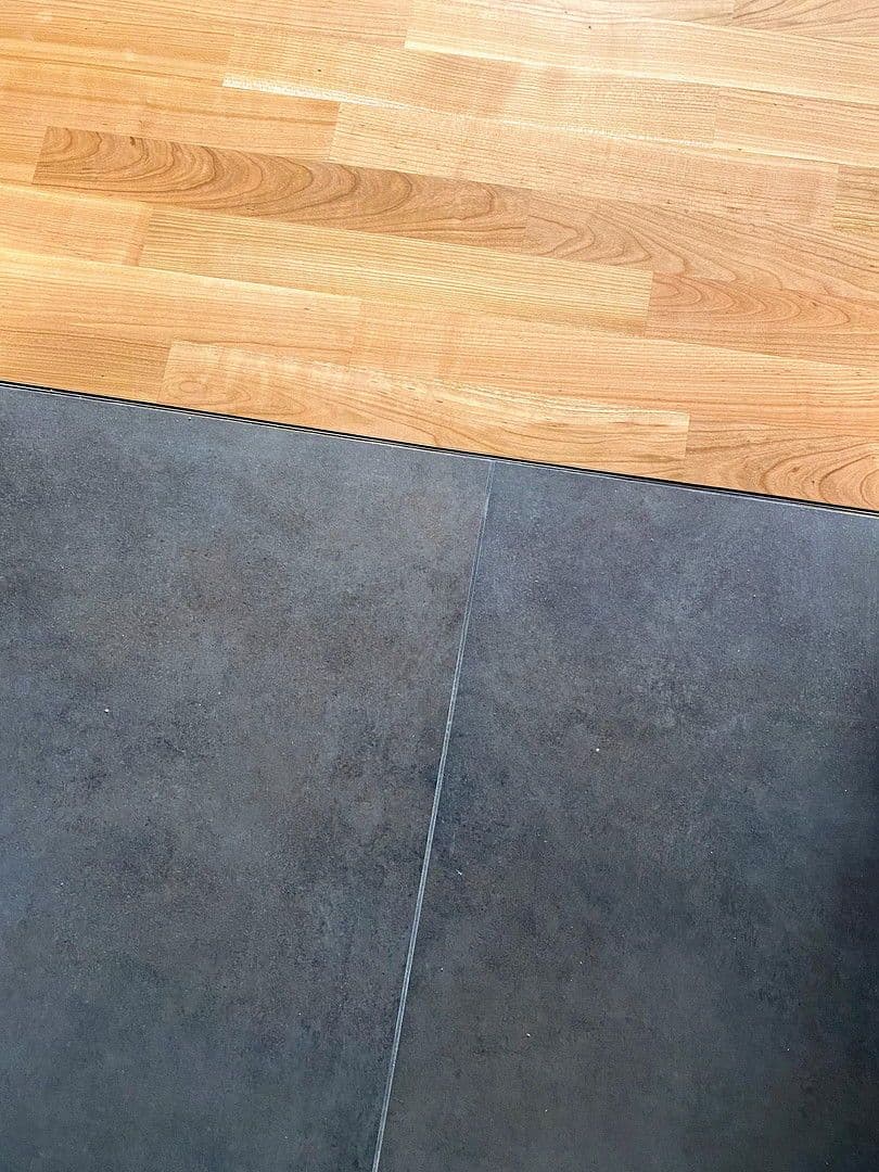 Prenájom bytu 4-izbový 175 m², Koblenz, Porýnie-Falcko Prenájom bytu 4-izbový 175 m², Koblenz, Porýnie-Falcko