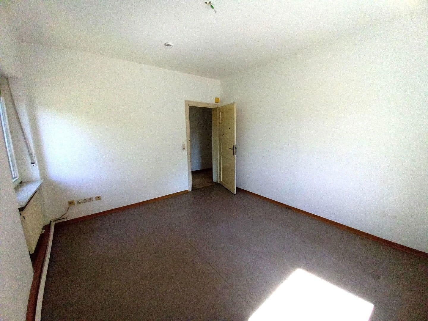 Predaj domu 152 m², pozemek 777 m², Bad Camberg, Hesensko Predaj domu 152 m², pozemek 777 m², Bad Camberg, Hesensko