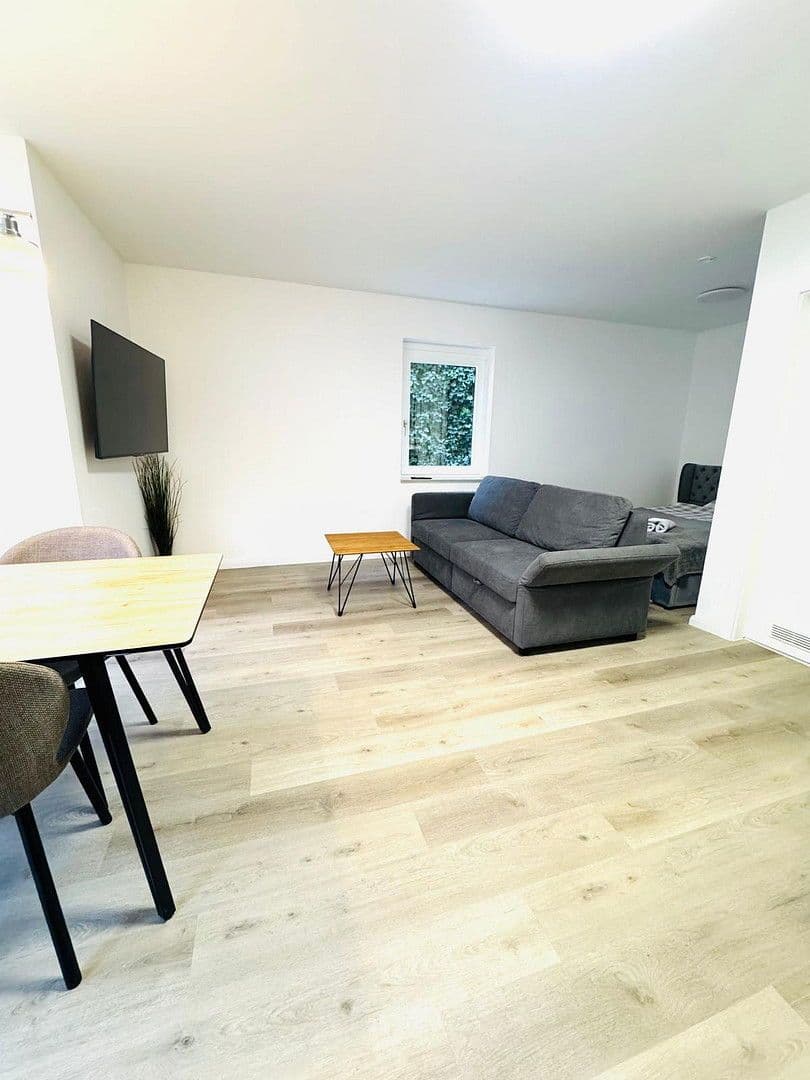Prenájom bytu 1-izbový 60 m², Emrichruhstraße, Mainz-Mombach, Porýnie-Falcko Prenájom bytu 1-izbový 60 m², Emrichruhstraße, Mainz-Mombach, Porýnie-Falcko