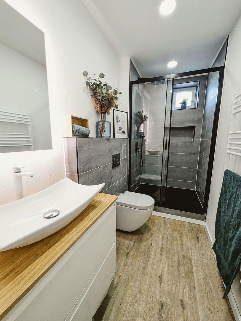 Predaj bytu 2-izbový 67 m², Königstr. 23, Berlin, Berlín Predaj bytu 2-izbový 67 m², Königstr. 23, Berlin, Berlín