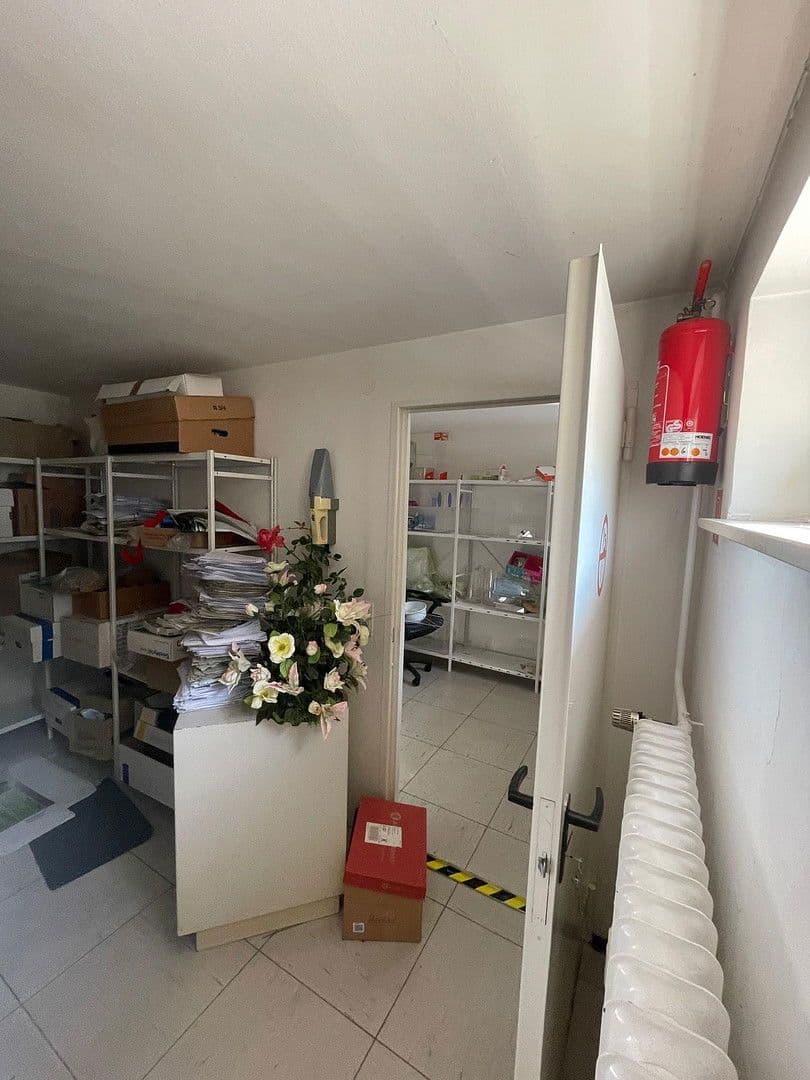 Prenájom kancelárie 152 m², Godesberger Str. 9, Königswinter, Severné Porýnie - Westfálsko Prenájom kancelárie 152 m², Godesberger Str. 9, Königswinter, Severné Porýnie - Westfálsko