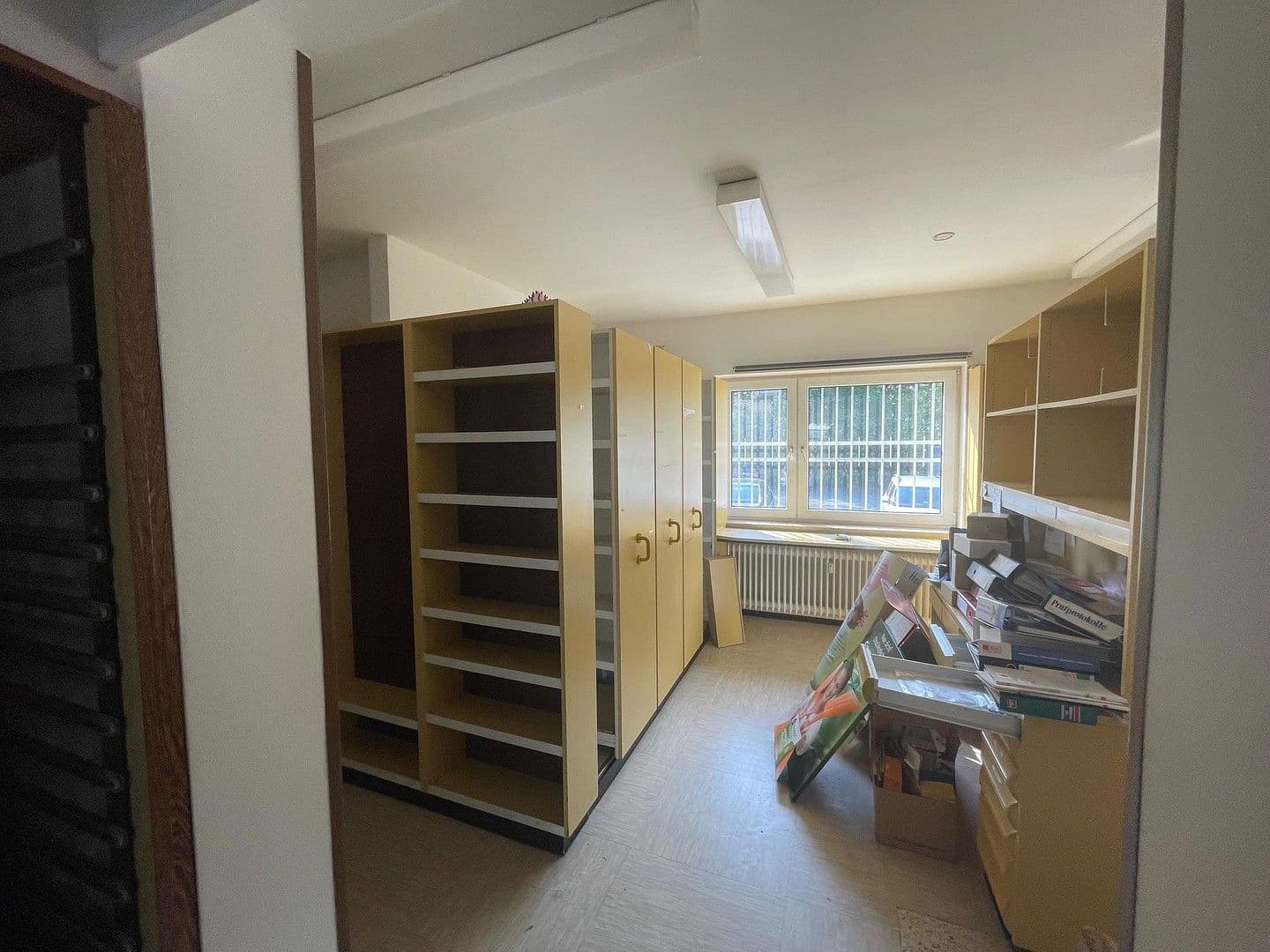 Prenájom kancelárie 152 m², Godesberger Str. 9, Königswinter, Severné Porýnie - Westfálsko Prenájom kancelárie 152 m², Godesberger Str. 9, Königswinter, Severné Porýnie - Westfálsko