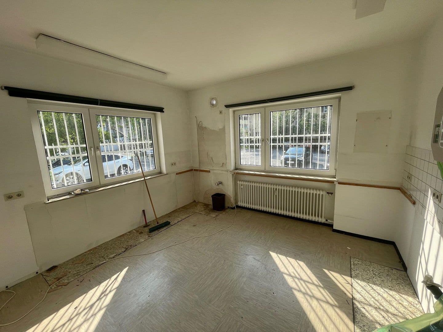 Prenájom kancelárie 152 m², Godesberger Str. 9, Königswinter, Severné Porýnie - Westfálsko Prenájom kancelárie 152 m², Godesberger Str. 9, Königswinter, Severné Porýnie - Westfálsko