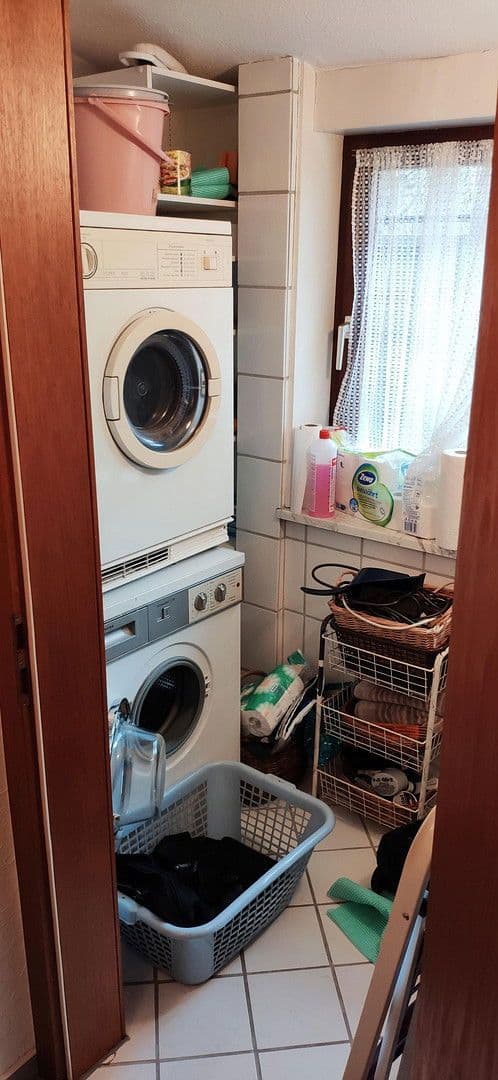 Prenájom domu 135 m², pozemek 411 m², Bad Salzuflen, Severné Porýnie - Westfálsko Prenájom domu 135 m², pozemek 411 m², Bad Salzuflen, Severné Porýnie - Westfálsko