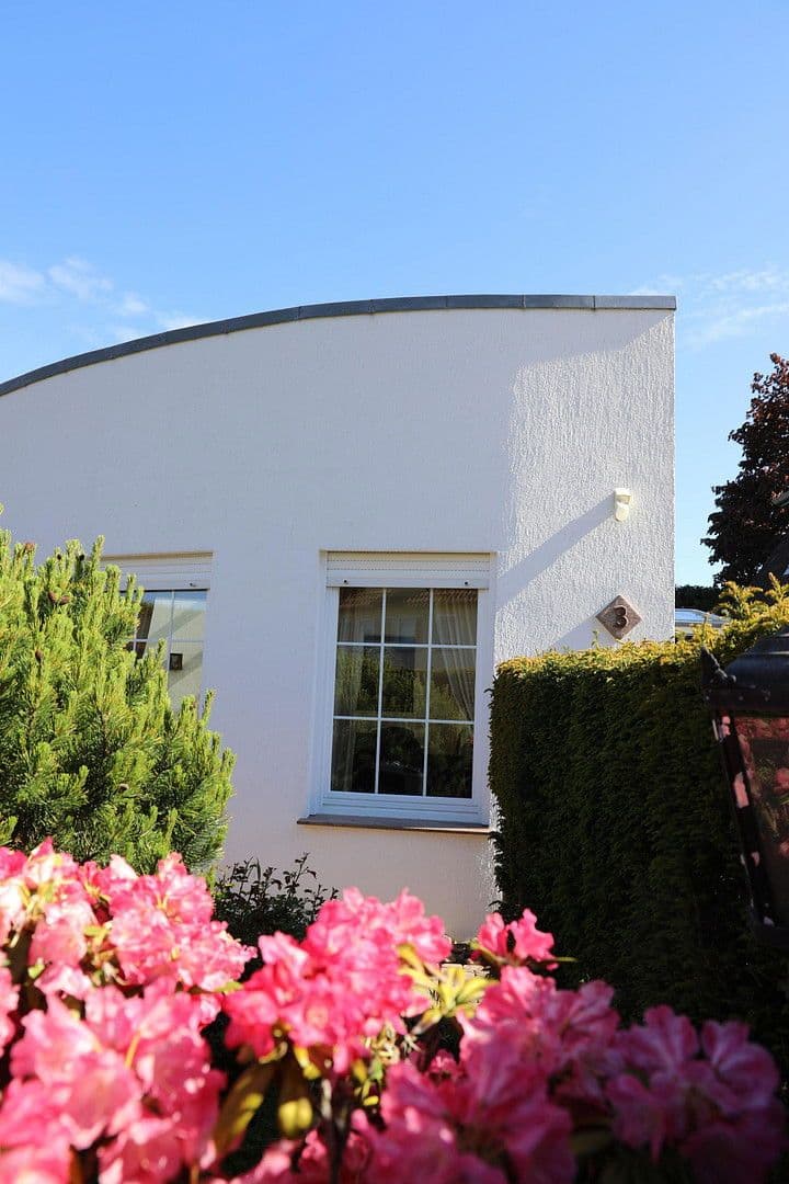 Prenájom domu 135 m², pozemek 411 m², Bad Salzuflen, Severné Porýnie - Westfálsko Prenájom domu 135 m², pozemek 411 m², Bad Salzuflen, Severné Porýnie - Westfálsko