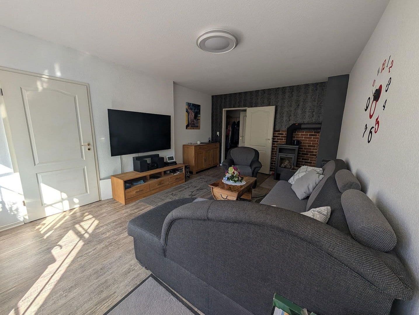 Predaj domu 92 m², pozemek 333 m², Celle, Dolné Sasko Predaj domu 92 m², pozemek 333 m², Celle, Dolné Sasko