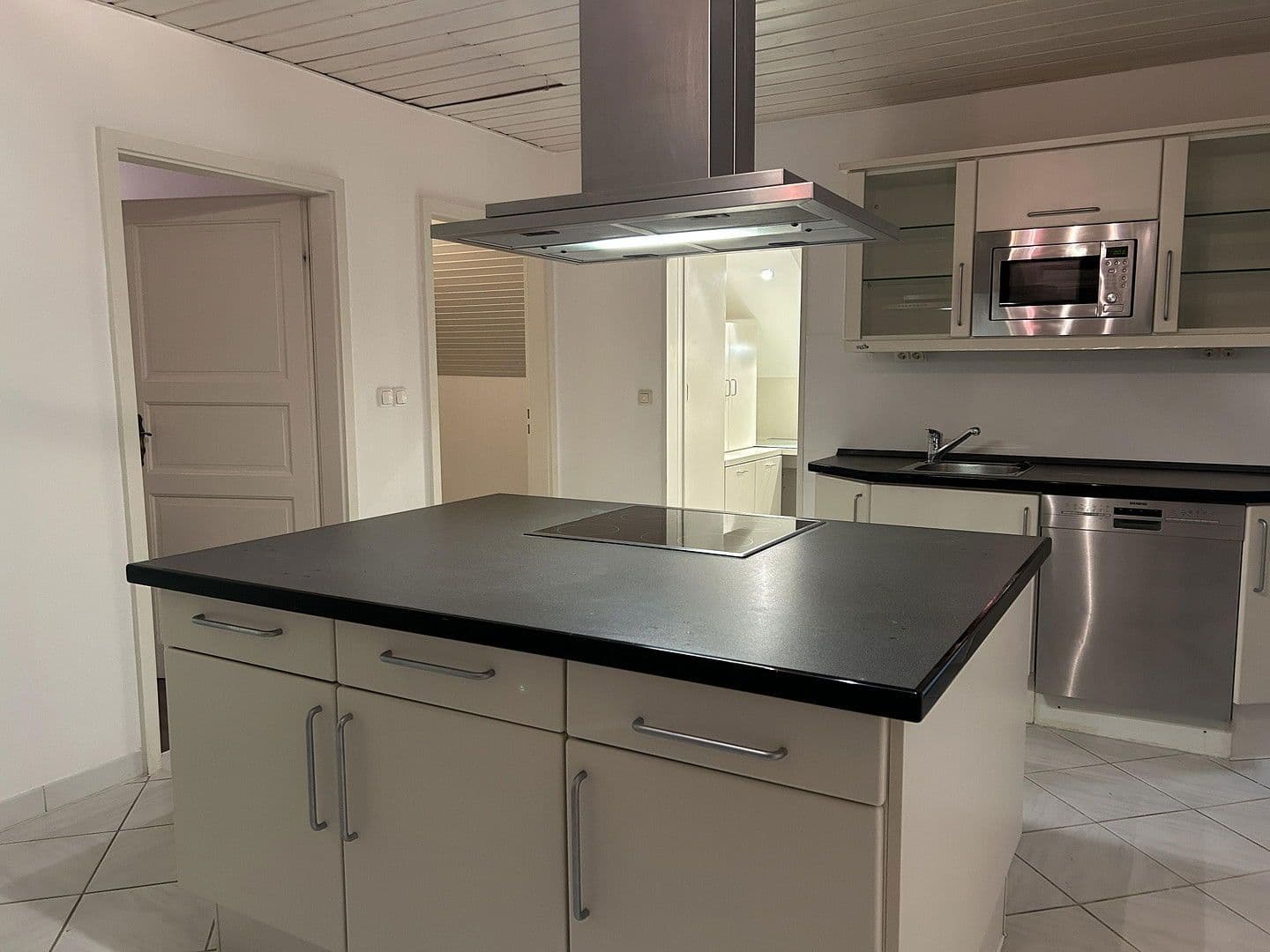 Prenájom bytu 3-izbový 75 m², Höflingstraße 9, Tutzing, Bavorsko Prenájom bytu 3-izbový 75 m², Höflingstraße 9, Tutzing, Bavorsko