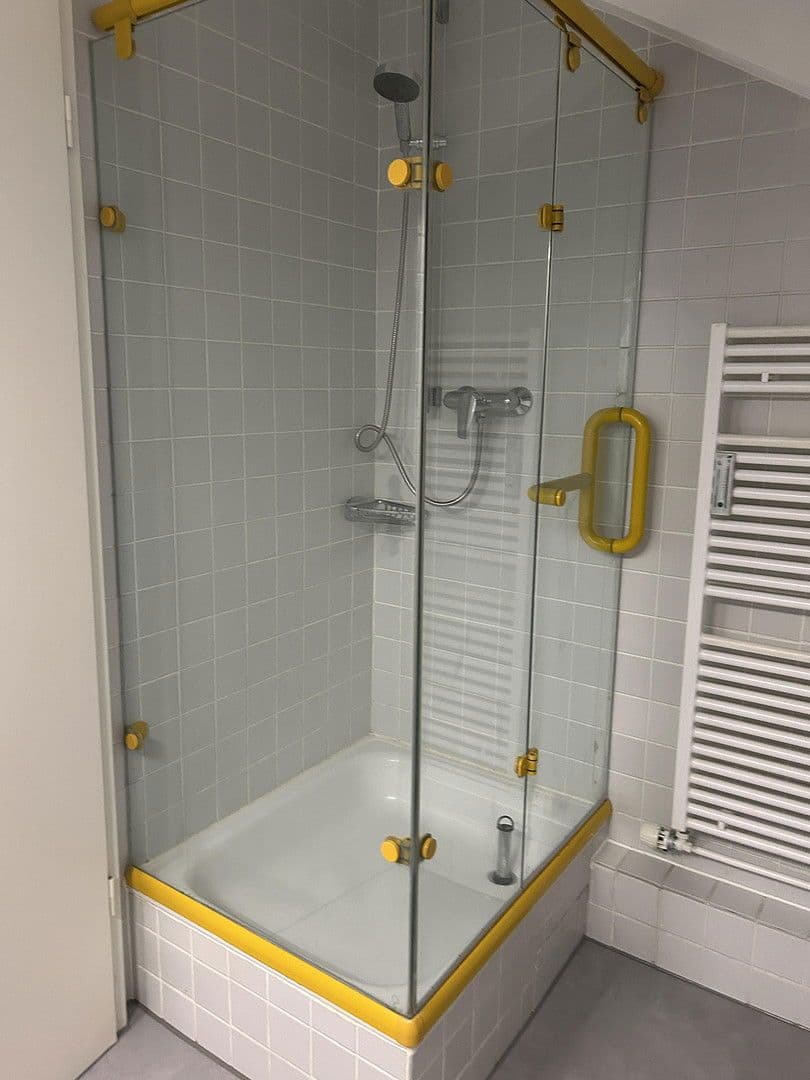 Prenájom bytu 3-izbový 75 m², Höflingstraße 9, Tutzing, Bavorsko Prenájom bytu 3-izbový 75 m², Höflingstraße 9, Tutzing, Bavorsko