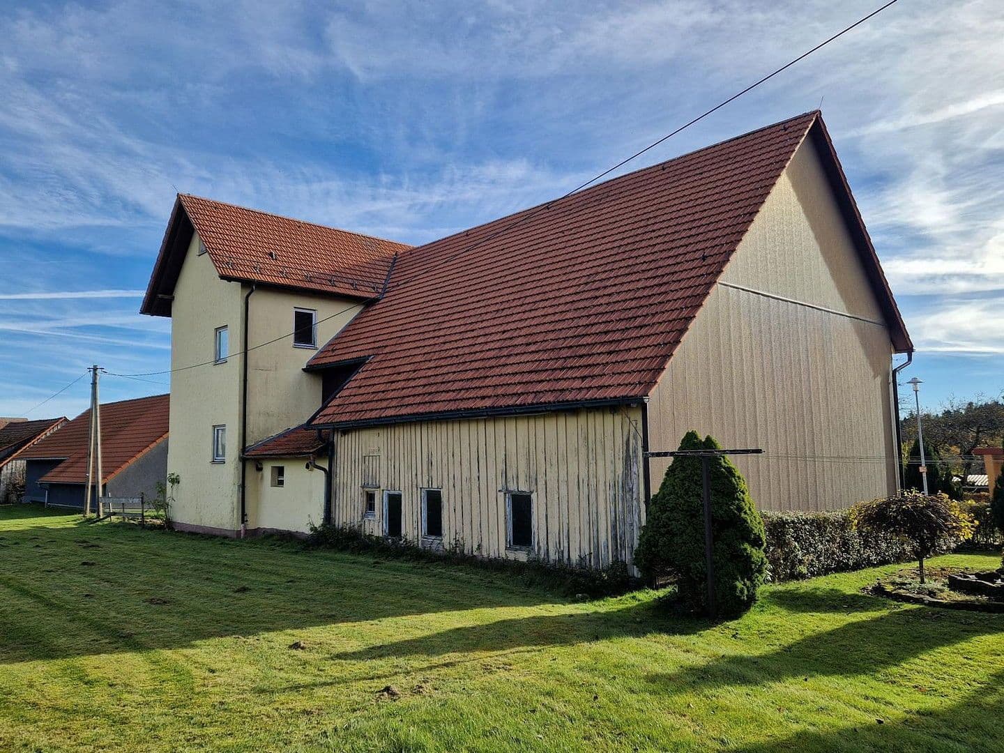 Predaj domu 163 m², pozemek 345 m², Simmersfeld, Bádensko-Wurttembersko Predaj domu 163 m², pozemek 345 m², Simmersfeld, Bádensko-Wurttembersko