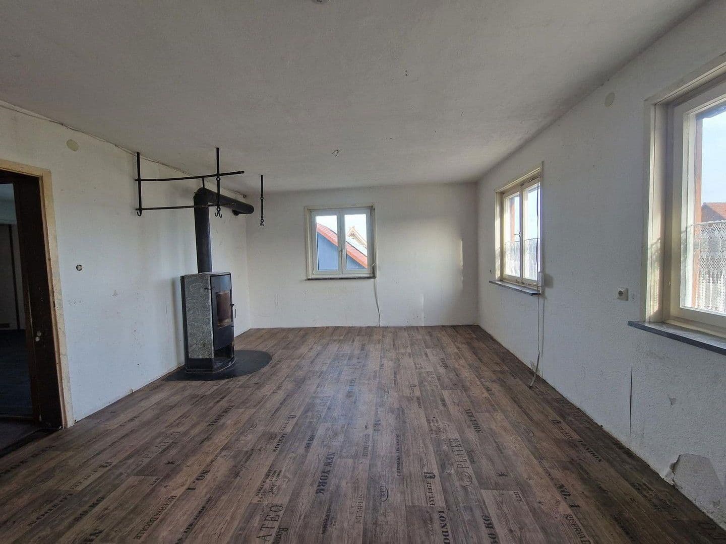 Predaj domu 163 m², pozemek 345 m², Simmersfeld, Bádensko-Wurttembersko Predaj domu 163 m², pozemek 345 m², Simmersfeld, Bádensko-Wurttembersko