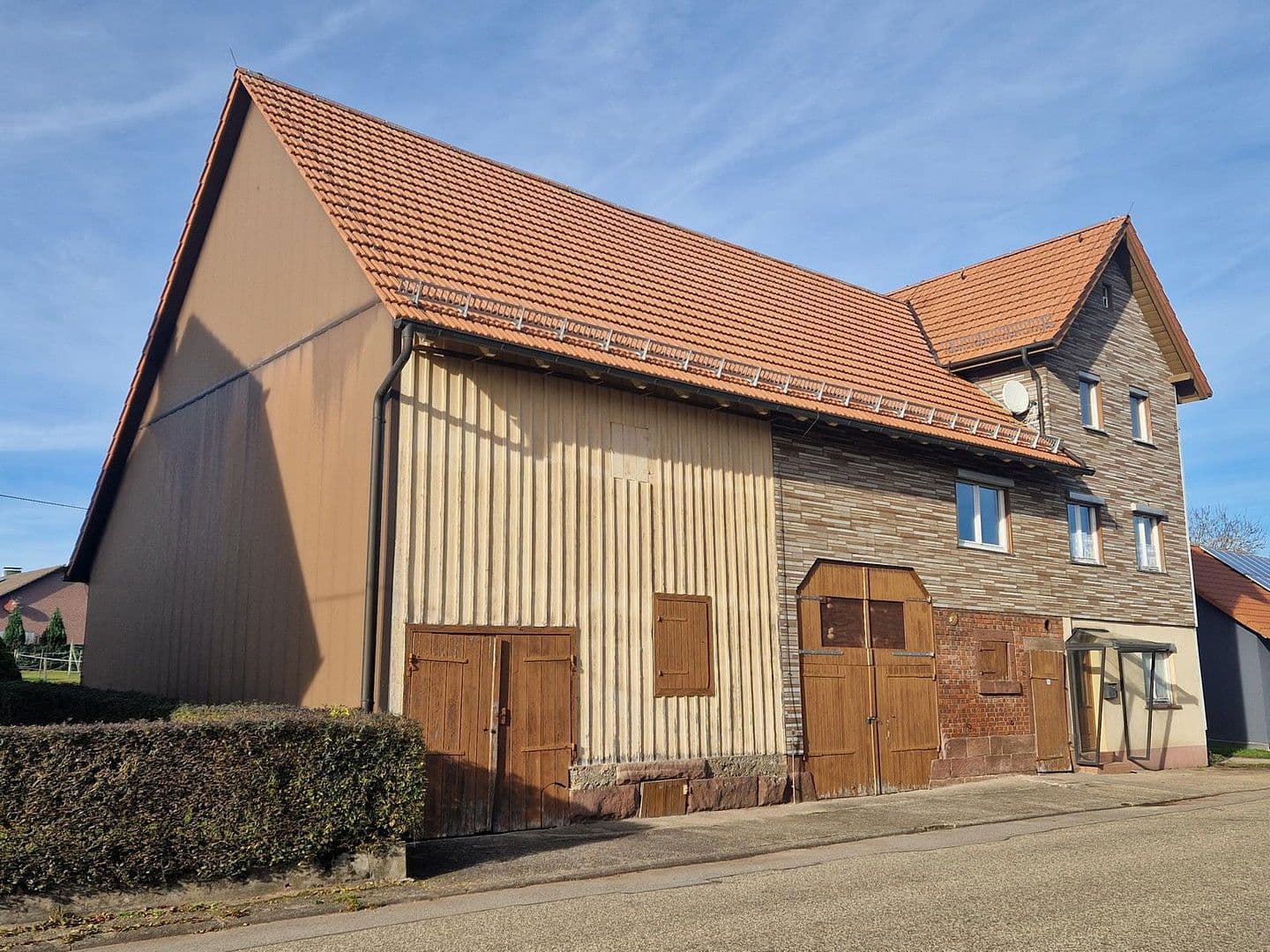 Predaj domu 163 m², pozemek 345 m², Simmersfeld, Bádensko-Wurttembersko Predaj domu 163 m², pozemek 345 m², Simmersfeld, Bádensko-Wurttembersko