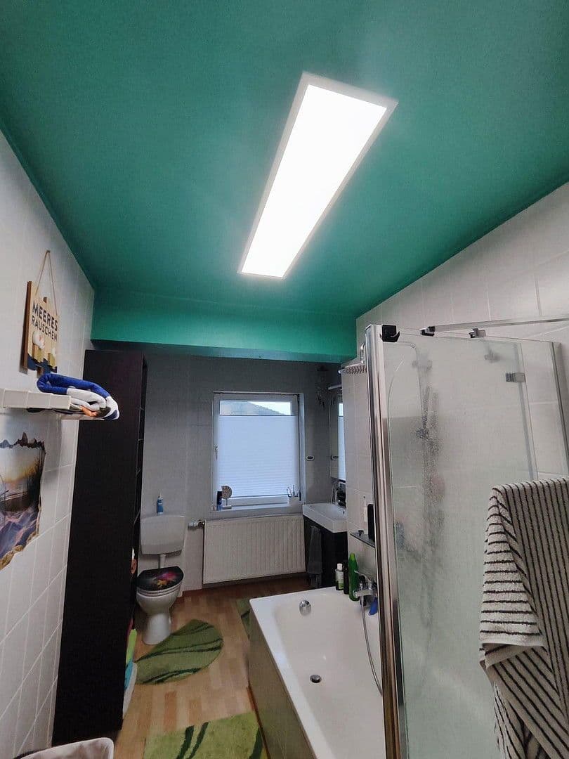 Prenájom bytu 5-izbový 105 m², Untere Marktstraße 18, Hildburghausen, Durínsko Prenájom bytu 5-izbový 105 m², Untere Marktstraße 18, Hildburghausen, Durínsko