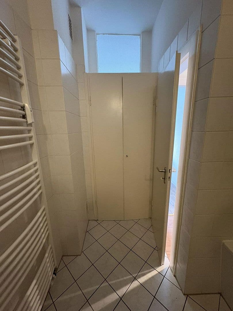 Prenájom bytu 3-izbový 65 m², Hannover, Dolné Sasko Prenájom bytu 3-izbový 65 m², Hannover, Dolné Sasko