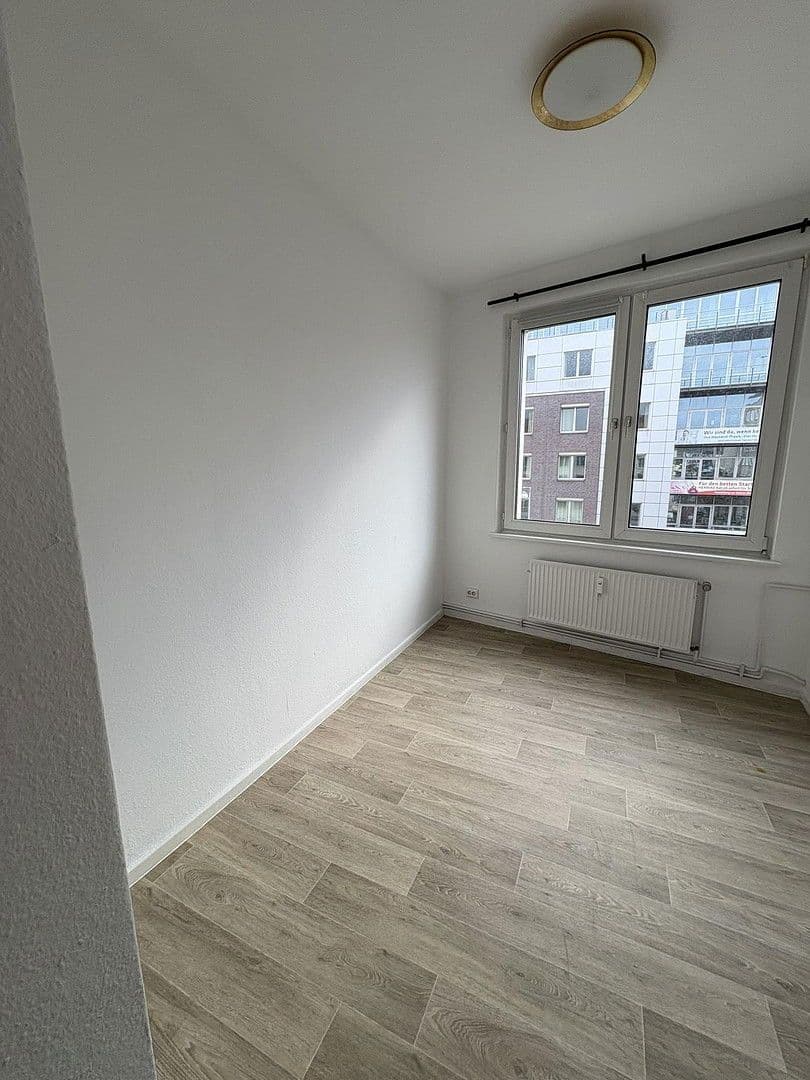 Prenájom bytu 3-izbový 65 m², Hannover, Dolné Sasko Prenájom bytu 3-izbový 65 m², Hannover, Dolné Sasko