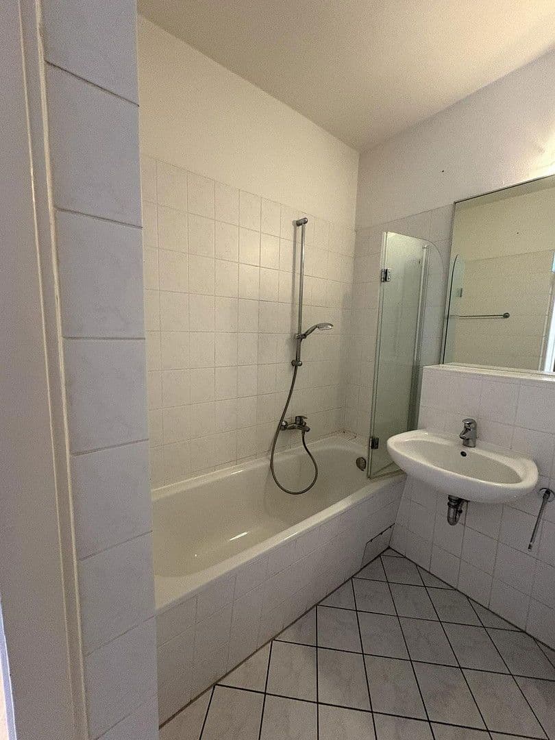 Prenájom bytu 3-izbový 65 m², Hannover, Dolné Sasko Prenájom bytu 3-izbový 65 m², Hannover, Dolné Sasko