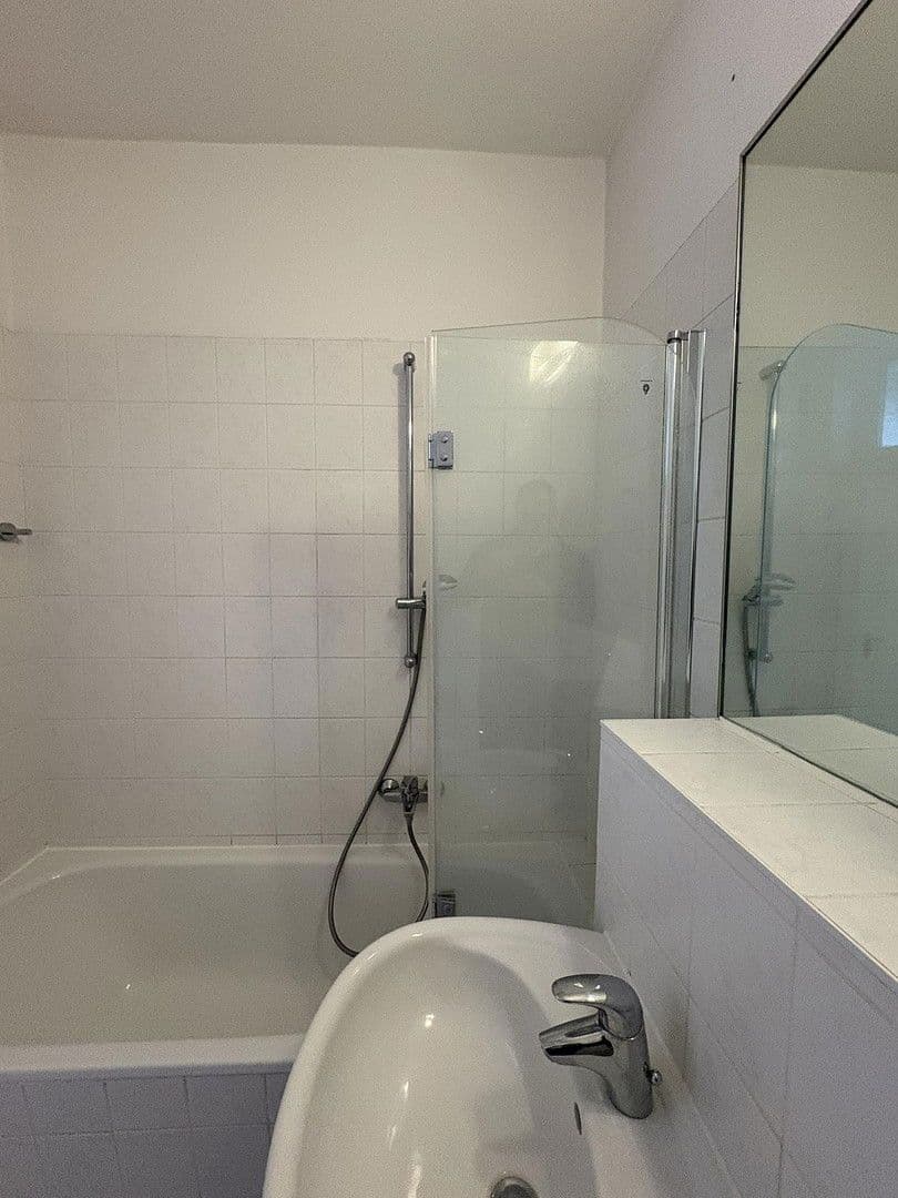 Prenájom bytu 3-izbový 65 m², Hannover, Dolné Sasko Prenájom bytu 3-izbový 65 m², Hannover, Dolné Sasko