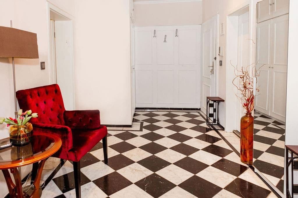 Predaj bytu 2-izbový 75 m², Weinheimer Str. 8, Berlin, Berlín Predaj bytu 2-izbový 75 m², Weinheimer Str. 8, Berlin, Berlín