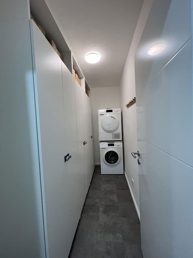 Predaj bytu 3-izbový 70 m², Wiesbaden-Delkenheim, Hesensko Predaj bytu 3-izbový 70 m², Wiesbaden-Delkenheim, Hesensko