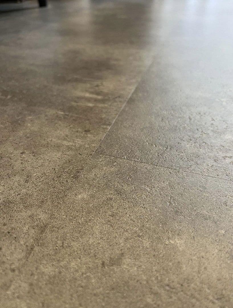 Predaj bytu 3-izbový 70 m², Wiesbaden-Delkenheim, Hesensko Predaj bytu 3-izbový 70 m², Wiesbaden-Delkenheim, Hesensko