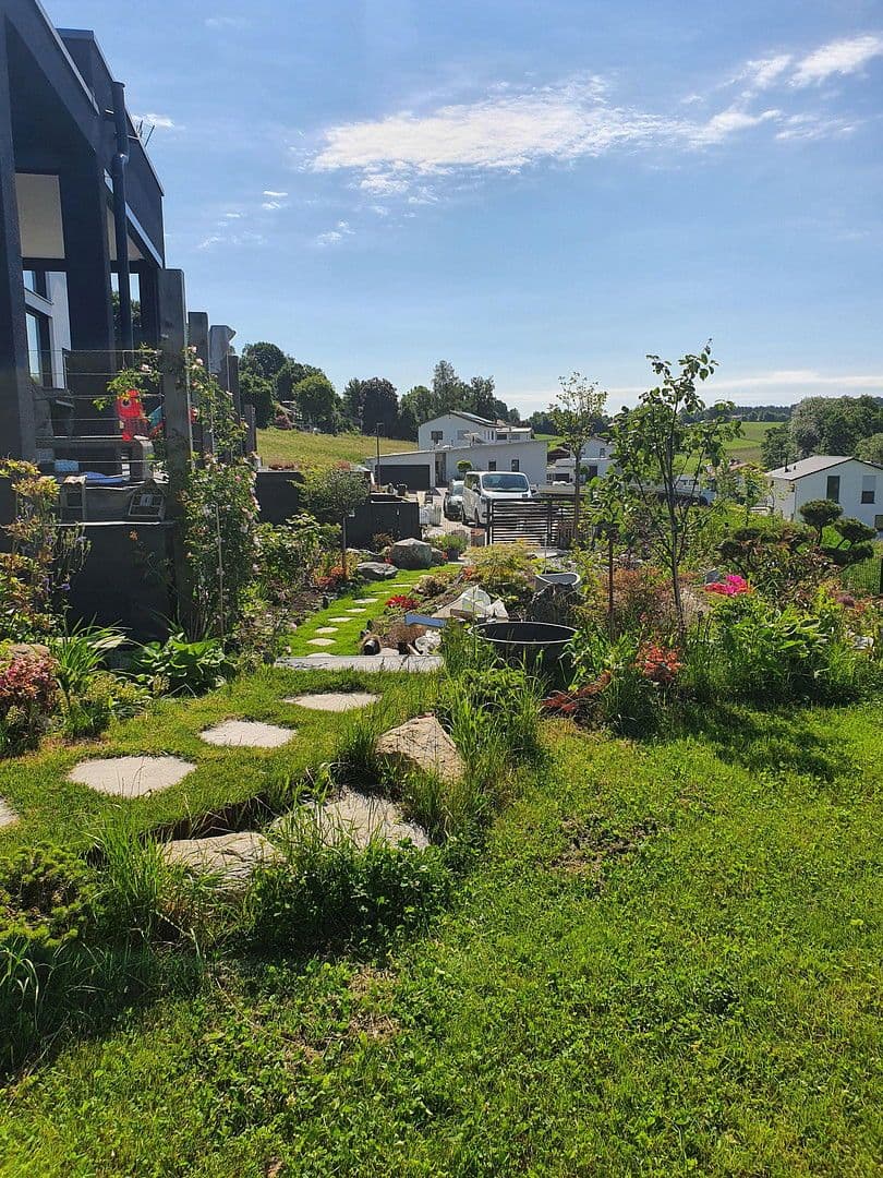 Predaj domu 249 m², pozemek 1.100 m², Taufkirchen, Bavorsko Predaj domu 249 m², pozemek 1.100 m², Taufkirchen, Bavorsko