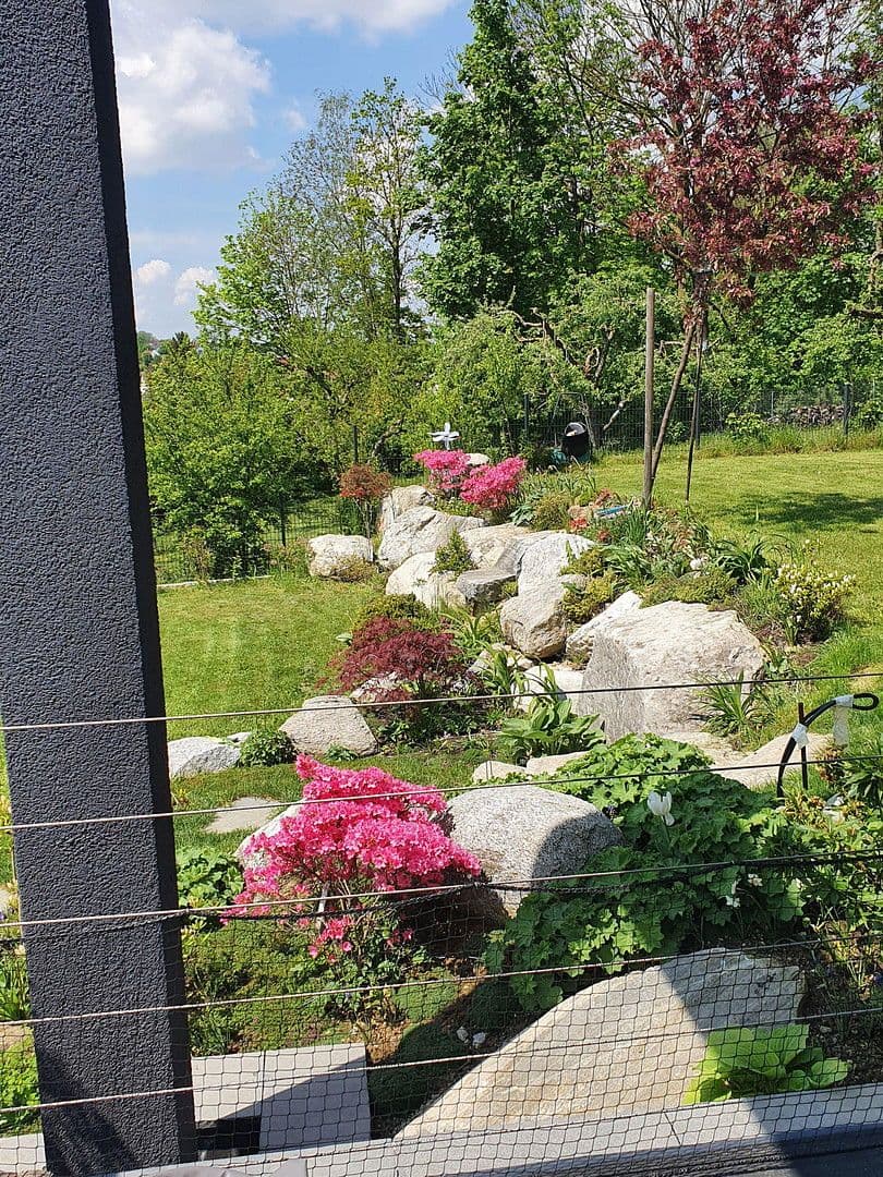 Predaj domu 249 m², pozemek 1.100 m², Taufkirchen, Bavorsko Predaj domu 249 m², pozemek 1.100 m², Taufkirchen, Bavorsko