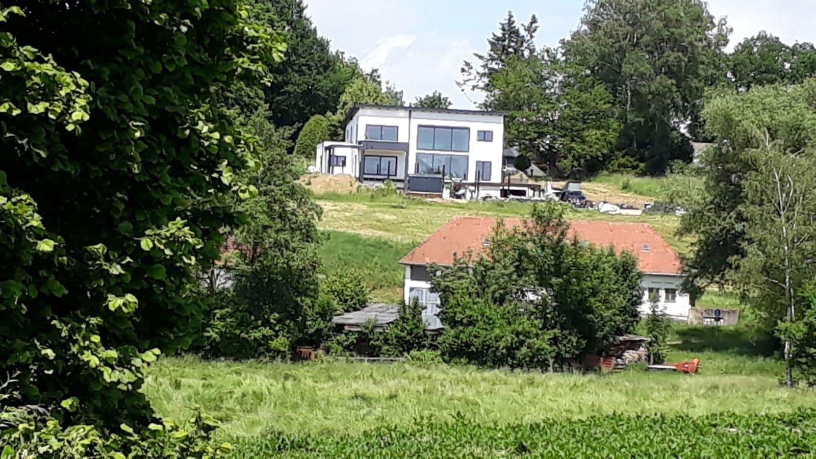 Predaj domu 249 m², pozemek 1.100 m², Taufkirchen, Bavorsko Predaj domu 249 m², pozemek 1.100 m², Taufkirchen, Bavorsko