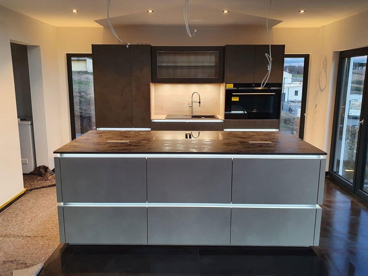 Predaj domu 249 m², pozemek 1.100 m², Taufkirchen, Bavorsko Predaj domu 249 m², pozemek 1.100 m², Taufkirchen, Bavorsko