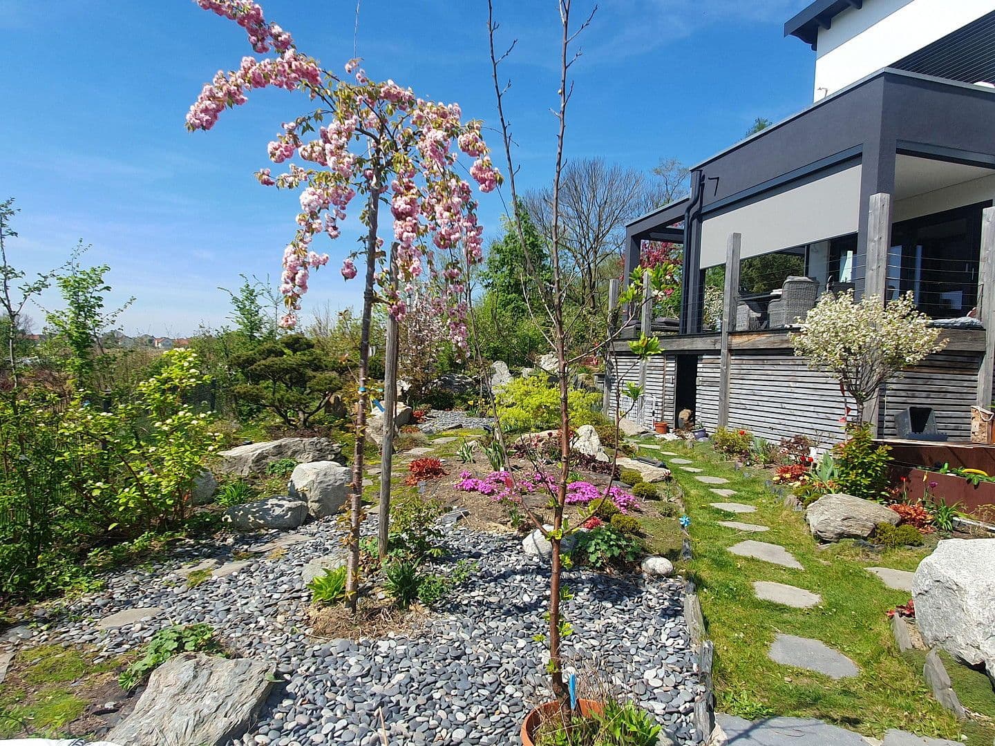 Predaj domu 249 m², pozemek 1.100 m², Taufkirchen, Bavorsko Predaj domu 249 m², pozemek 1.100 m², Taufkirchen, Bavorsko