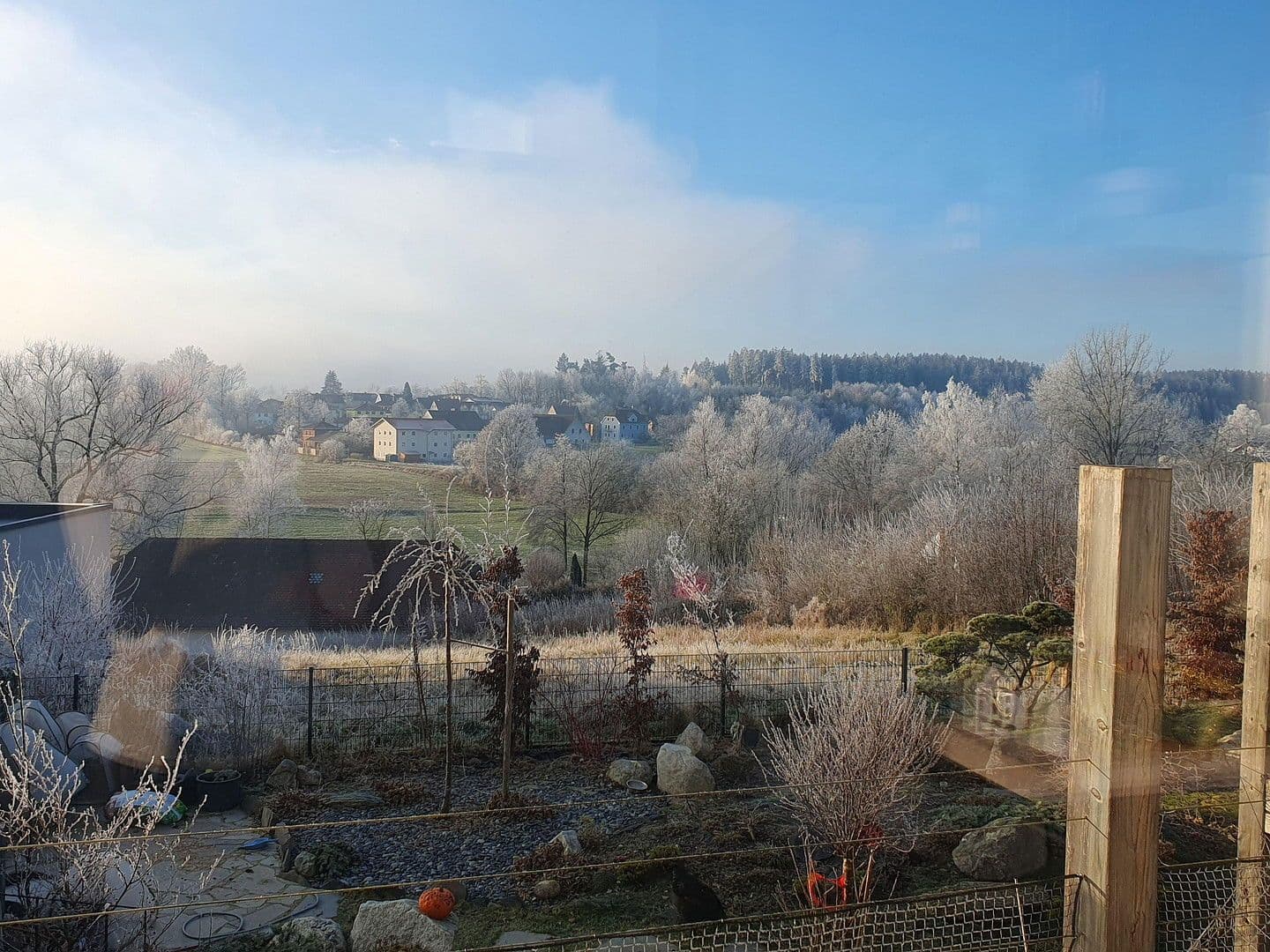 Predaj domu 249 m², pozemek 1.100 m², Taufkirchen, Bavorsko Predaj domu 249 m², pozemek 1.100 m², Taufkirchen, Bavorsko