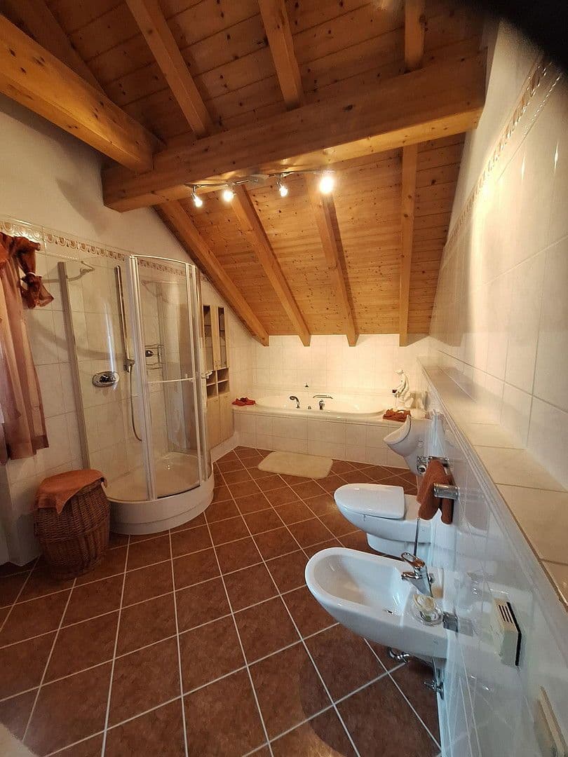 Predaj domu 235 m², pozemek 910 m², Konzell, Bavorsko Predaj domu 235 m², pozemek 910 m², Konzell, Bavorsko